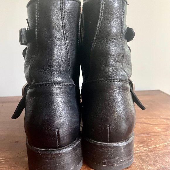 FRYE Vicky Leather Booties Black 9 - Picture 5 of 9